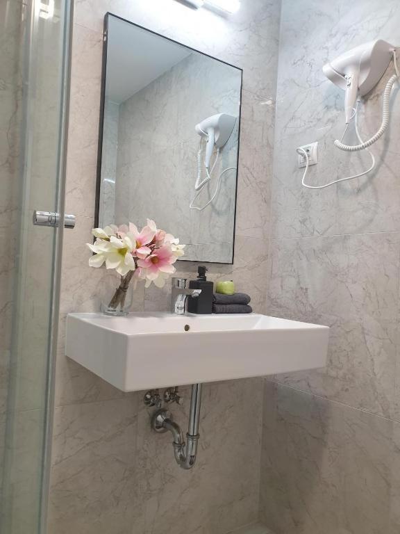 Apartment Betariel'com Westbahnhof M *
